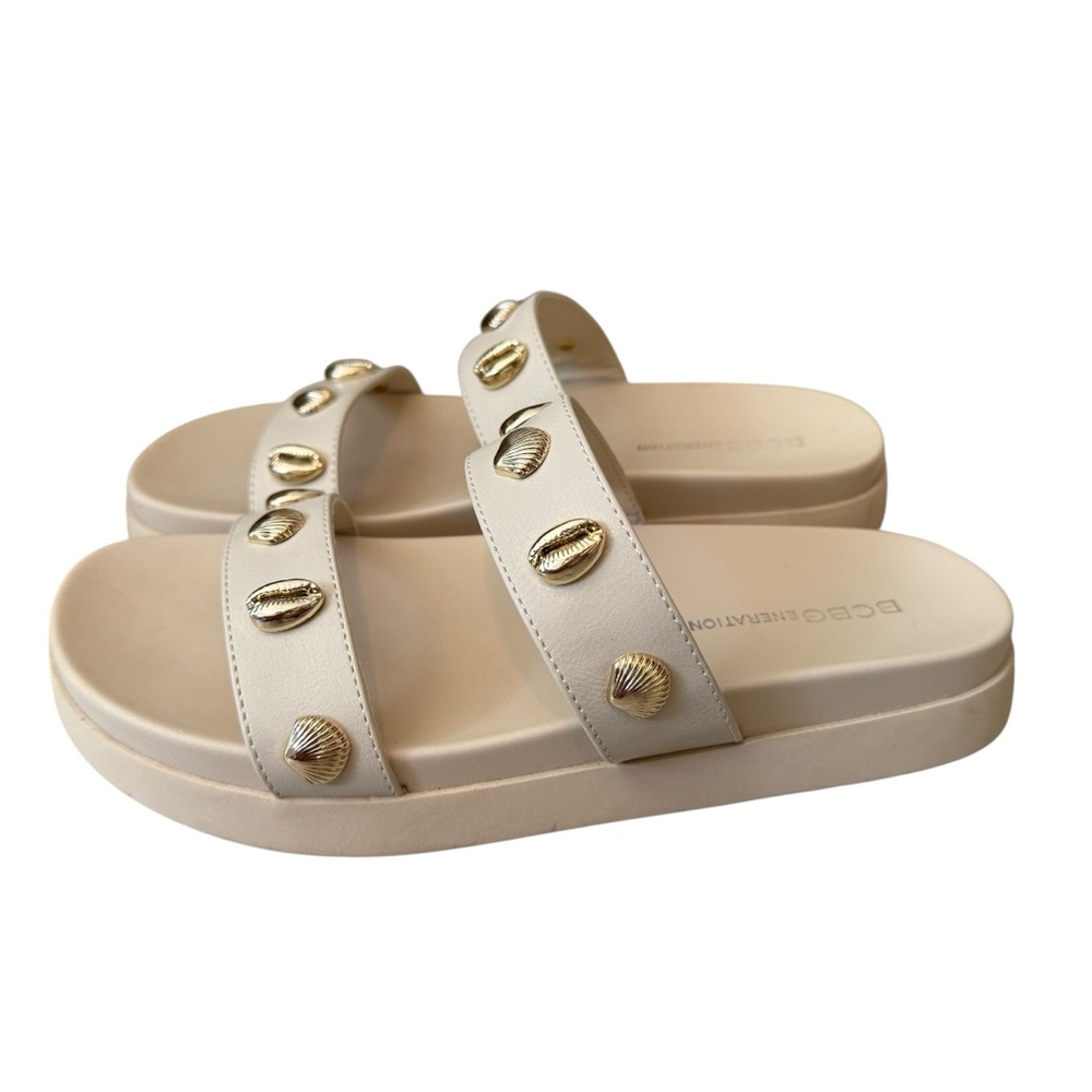 Bcbgeneration Beige Sandals With Shell Embellishm… - image 2